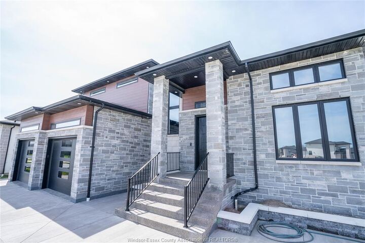 Property Photo: 9 Cypress Pointe ON N8H 0C7