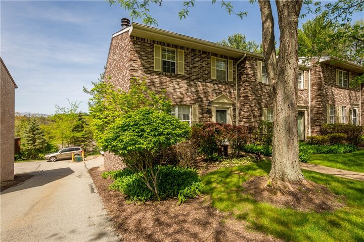 Property Photo:  120 Inverness Dr  PA 15237 