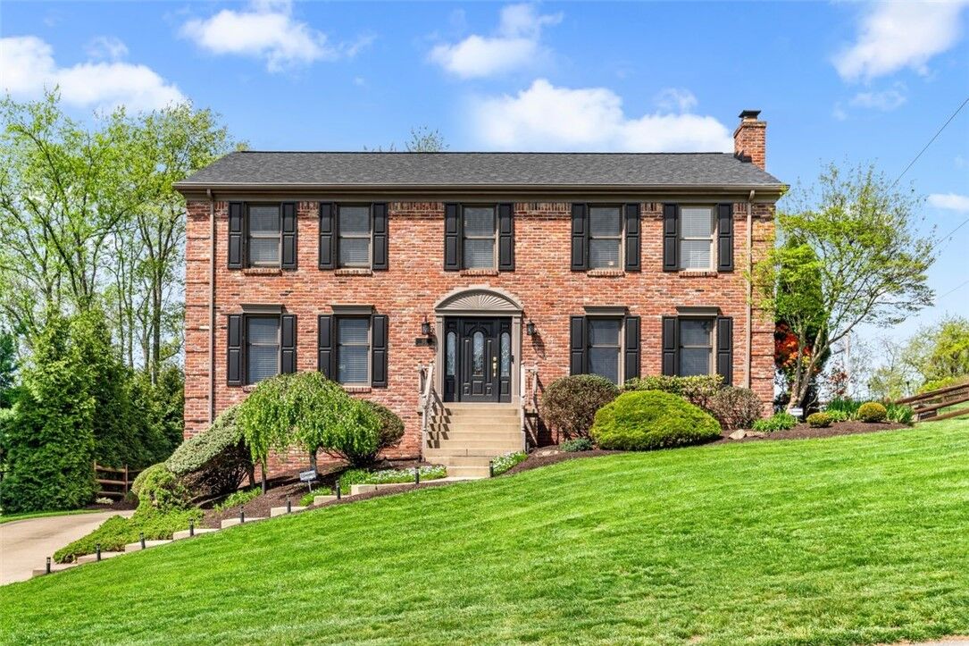 Property Photo:  111 Hickory Heights Drive  PA 15017 