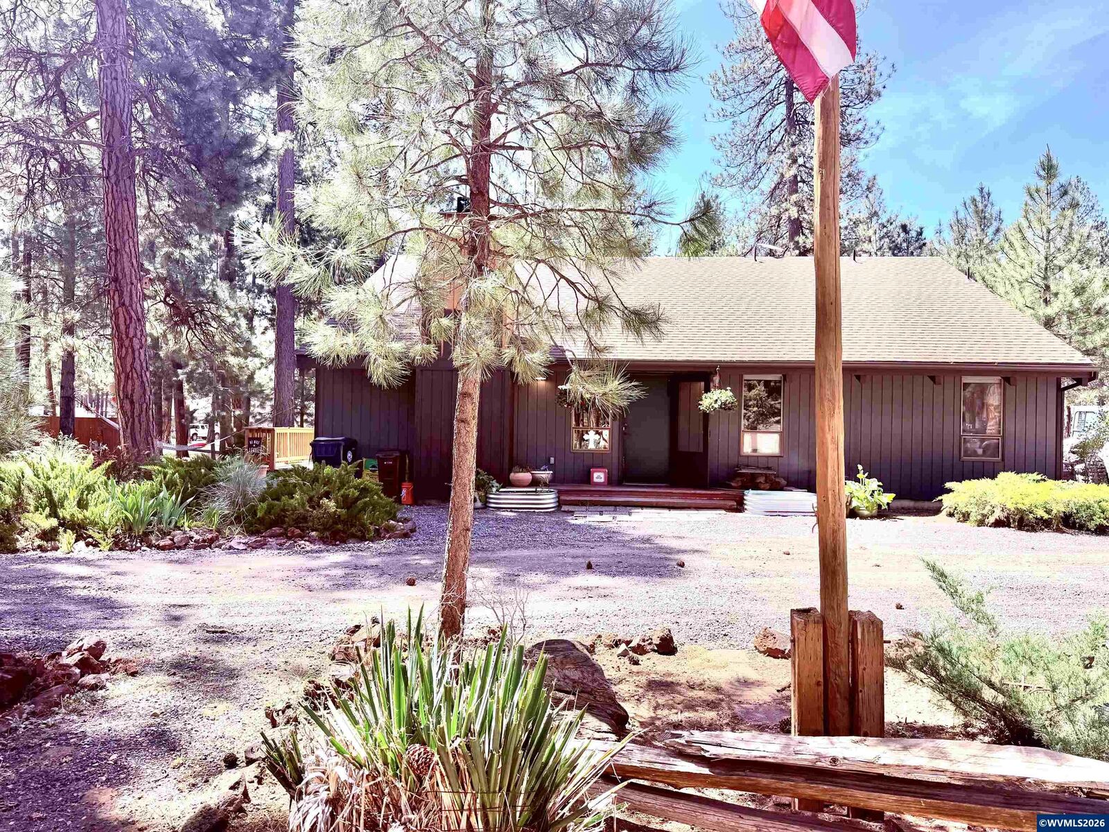 Property Photo:  68964 SW Graham Ct  OR 97759 
