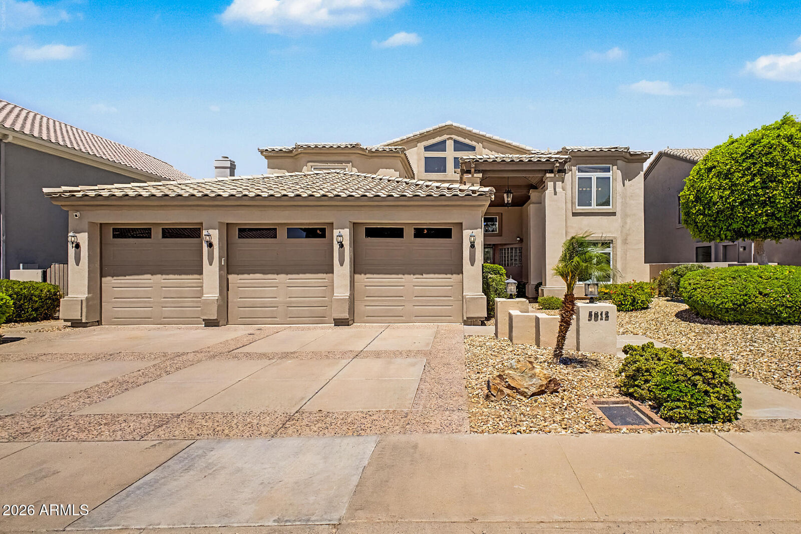 Property Photo:  5812 W Del Lago Circle  AZ 85308 
