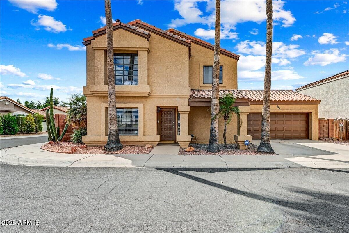 Property Photo:  843 E Audrey Lane  AZ 85022 