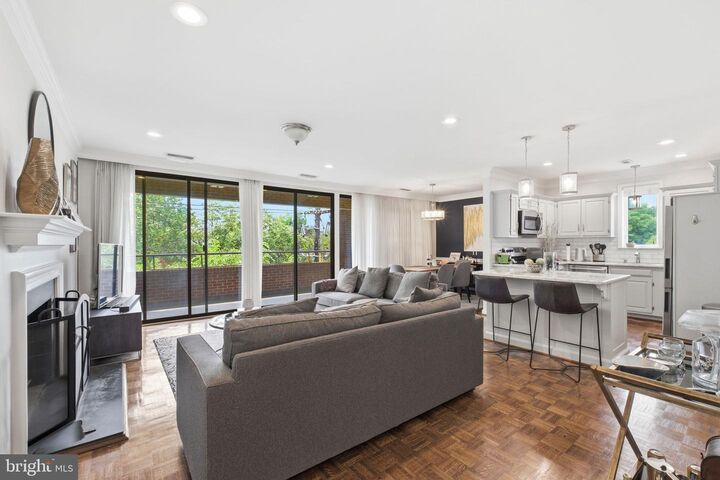 Property Photo:  601 Wilkes Street 301  VA 22314 
