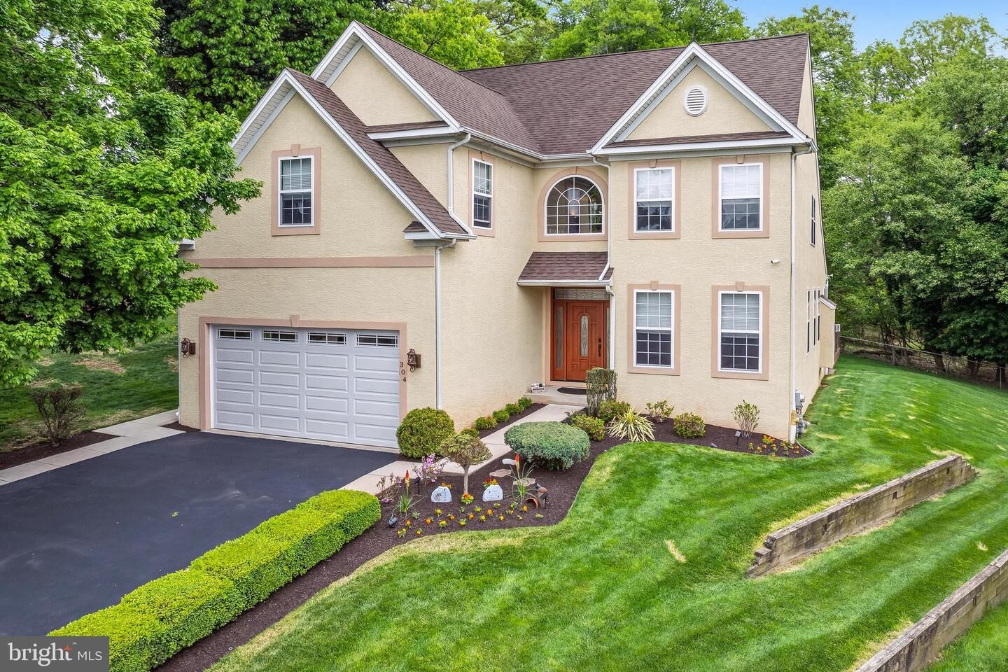 Property Photo:  304 Carolee Circle  PA 19064 