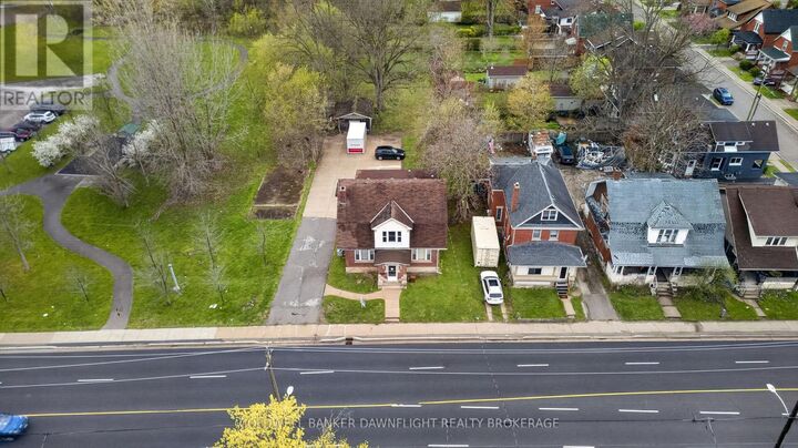 Property Photo: 193 Wharncliffe Road South ON N6J 2K8