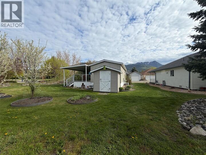 Property Photo:  601 Beatty Avenue Northwest 5  BC V1E 3J6 