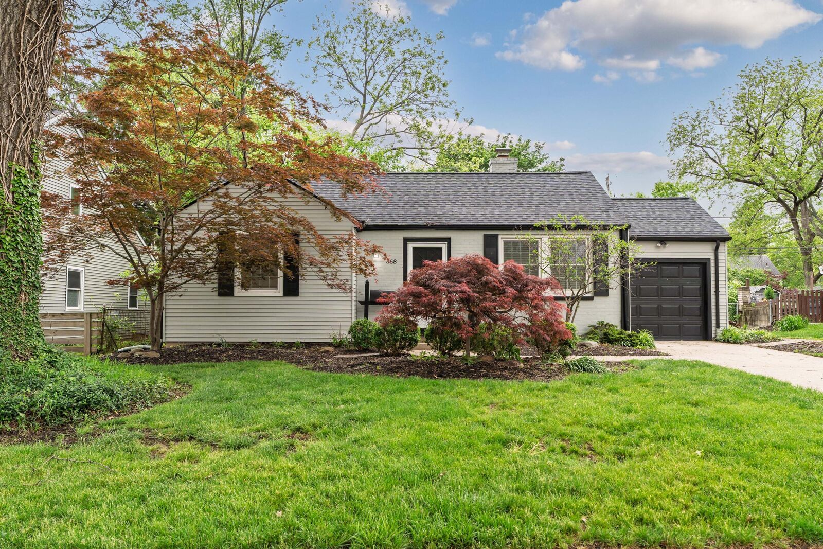 Property Photo: 368 Kenbrook Drive OH 43085