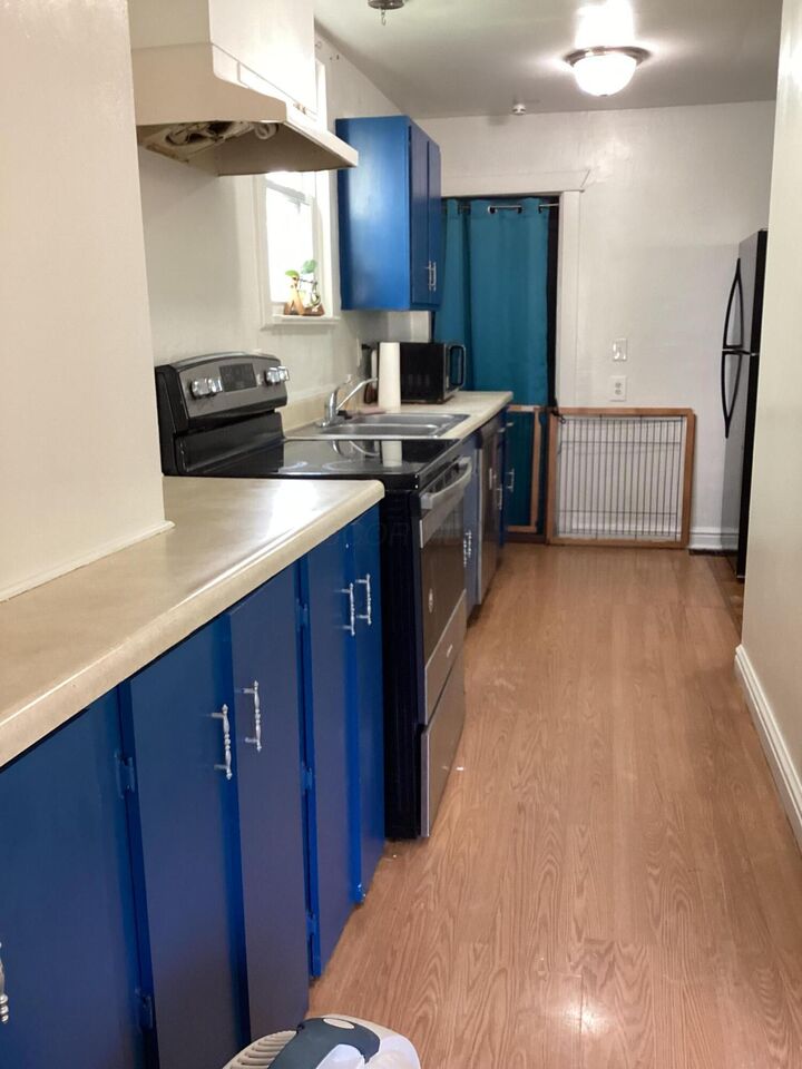 Property Photo:  808 S Burgess Avenue  OH 43204 