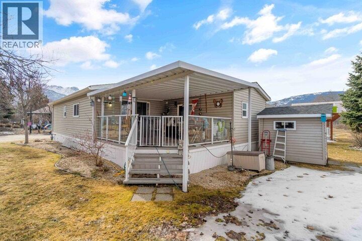 Property Photo:  601 Beatty Avenue Northwest 5  BC V1E 3J6 