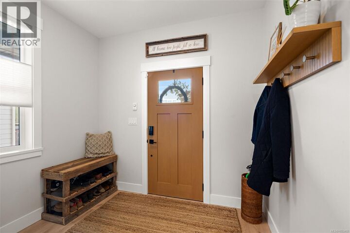 Property Photo:  2274 Evelyn Lane  BC V9Z 0W3 
