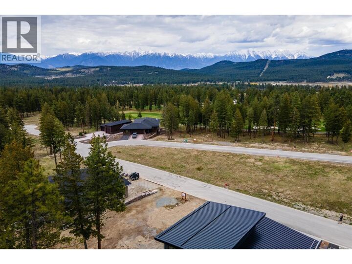 Property Photo:  433 Wildstone Close North  BC V1C 0G4 
