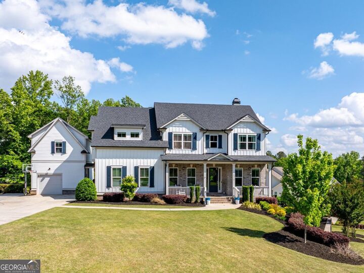 Property Photo: 6310 Philmore Drive GA 30040