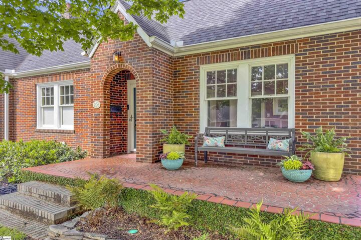Property Photo:  206 W Faris Road  SC 29605 