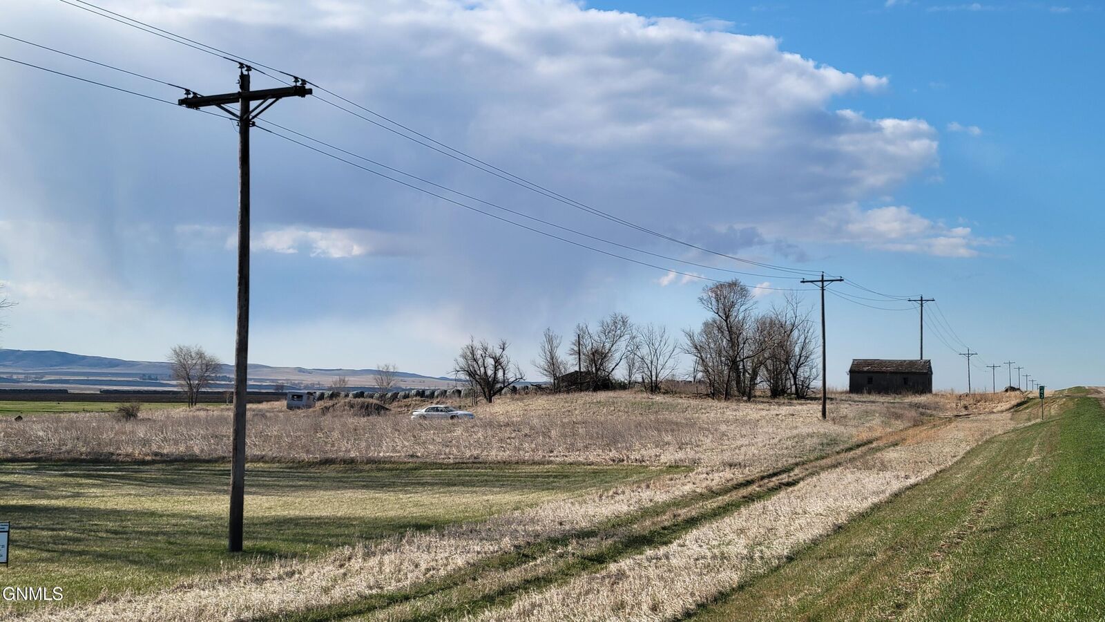 Property Photo:  6150 State Highway 1806  ND 58554 