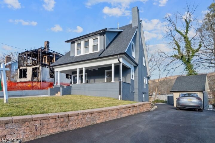 Property Photo:  16 Old Short Hills Road  NJ 07041 