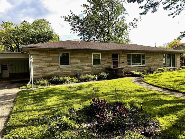 Property Photo:  311 W Twelfth Street  IN 47371 