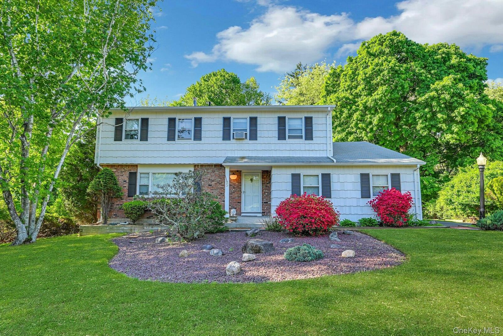 Property Photo:  5 Catawba Drive  NY 10994 