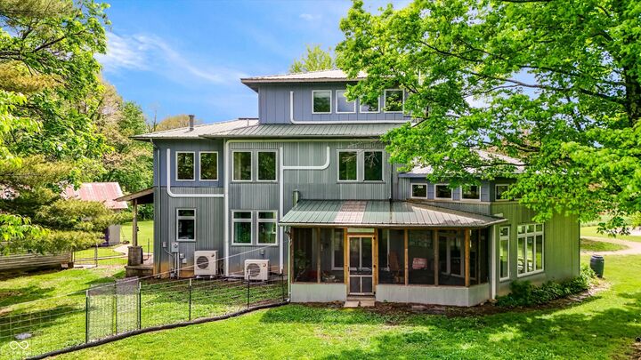 Property Photo:  7070 S 650 W  IN 47201 