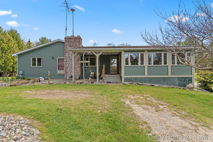 Property Photo:  10299 Frost Road  MI 48875 