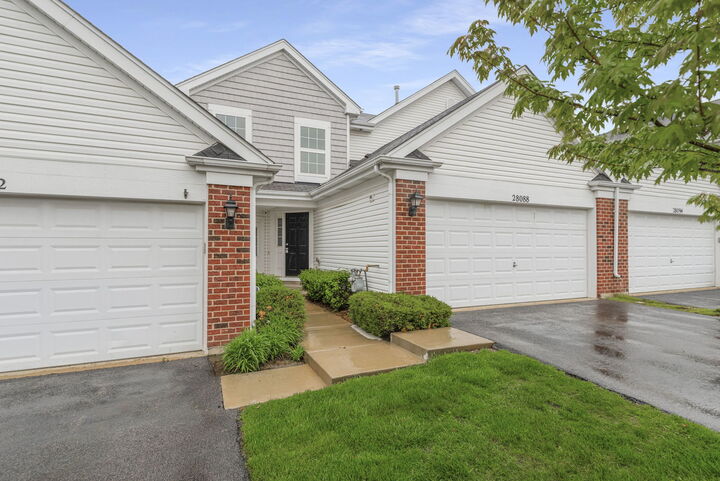 Property Photo:  28088 W Niagara Street  IL 60051 