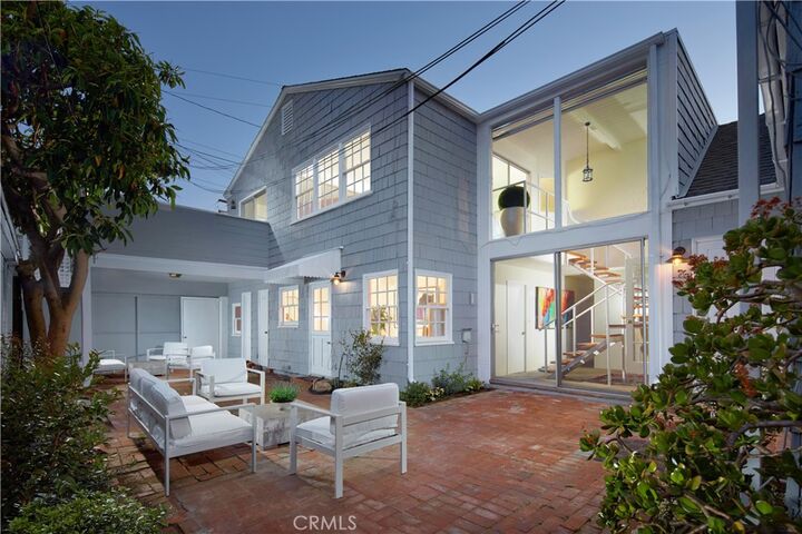 Property Photo:  1407 N Bay Front  CA 92662 
