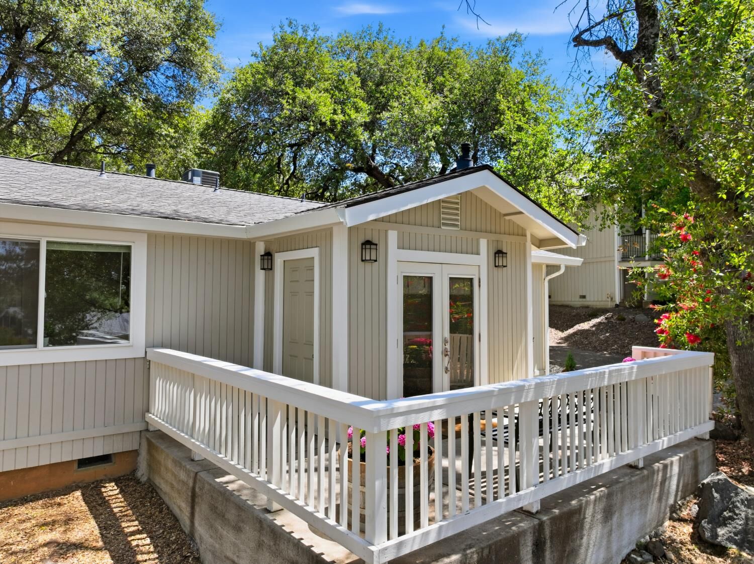Property Photo:  14419 Sun Forest Drive  CA 95946 