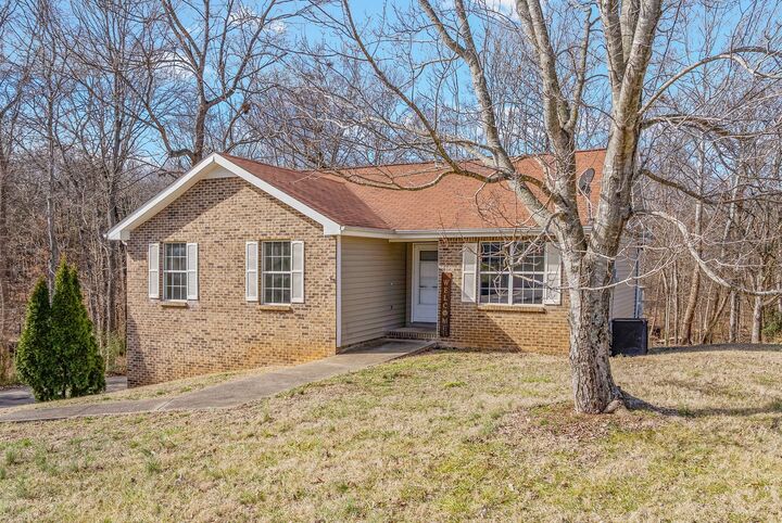 Property Photo:  1315 Hand Dr  TN 37042 