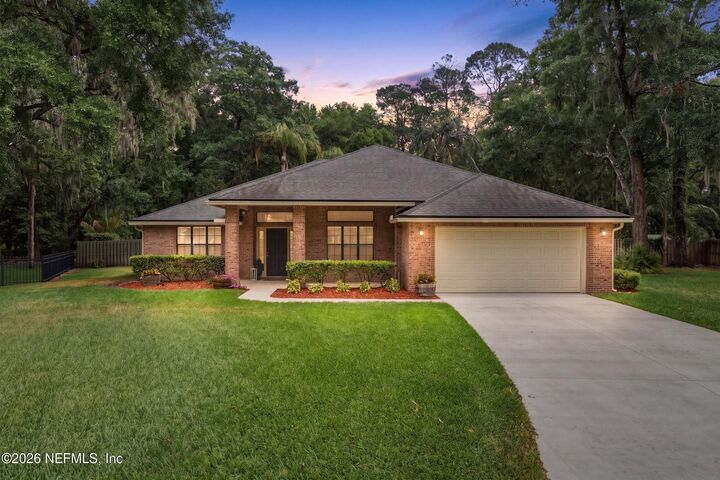 Property Photo:  309 Ashwood Court  FL 32259 