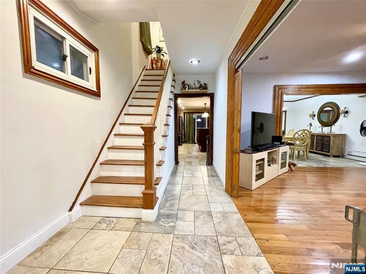 Property Photo:  172 Roosevelt Avenue  NJ 07621 