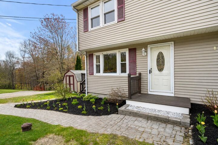 Property Photo:  151 Rockingham Road  NH 03038 