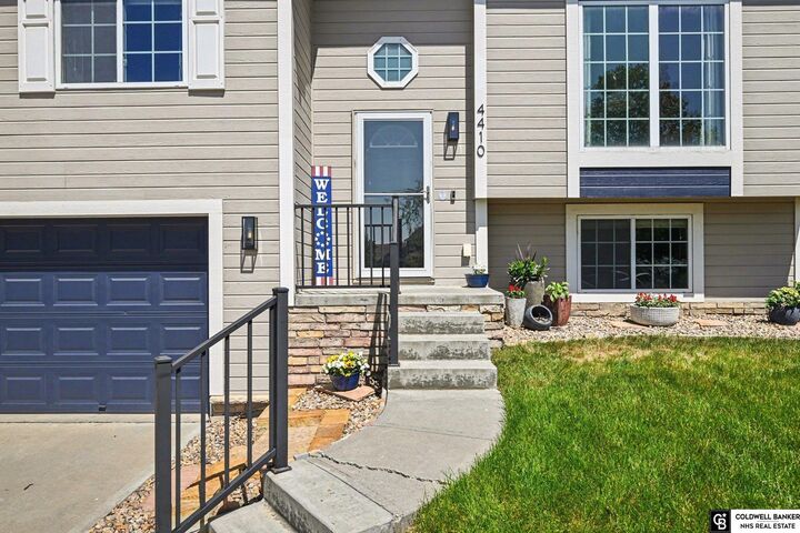 Property Photo:  4410 Waterford Avenue  NE 68123 