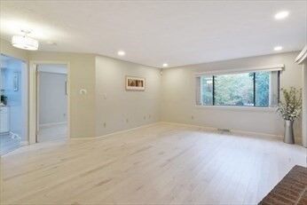 Property Photo:  5 Treetop Park 5  MA 01581 