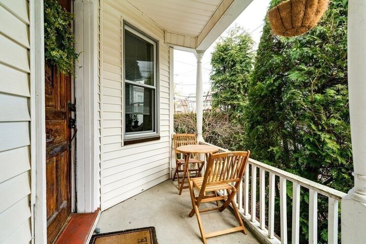 Property Photo:  36 Hewlett St 1  MA 02131 
