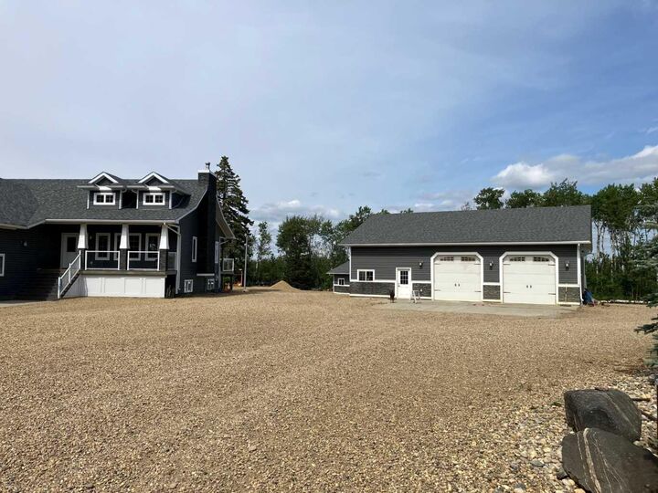 Property Photo: 835042 Range Road 233 AB T8S 1S4