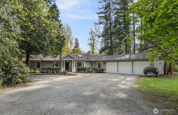 Property Photo:  24309 SE 25th Street  WA 98075 