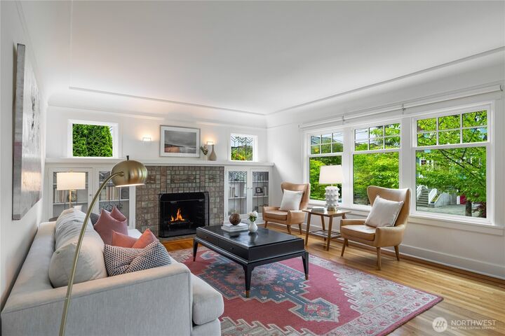 Property Photo:  614 NW 74th Street  WA 98117 