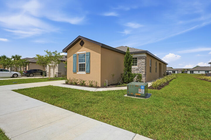 Property Photo: 1811 Celebration Drive FL 34947