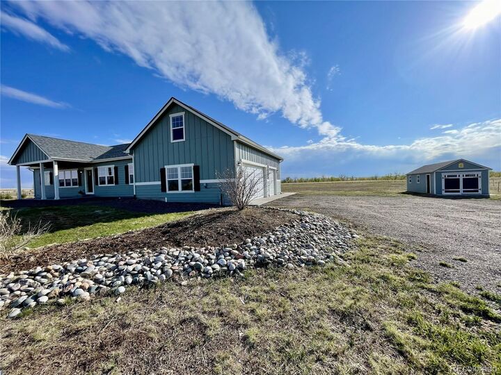 Property Photo:  176 W 8th Avenue  CO 80103 