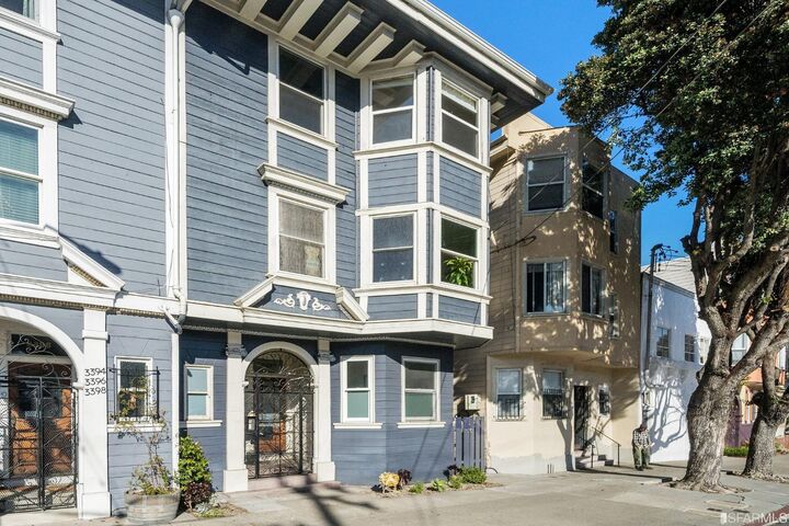 Property Photo:  3390 16th Street  CA 94114 