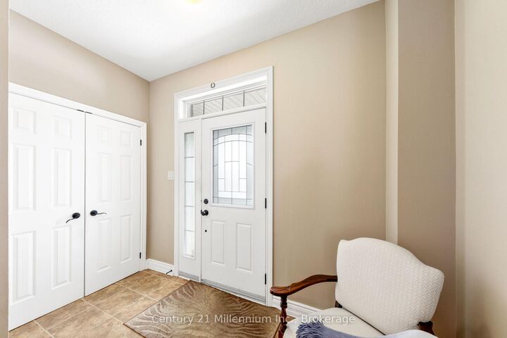 Property Photo:  9 Hill Street  ON L9Y 0A7 