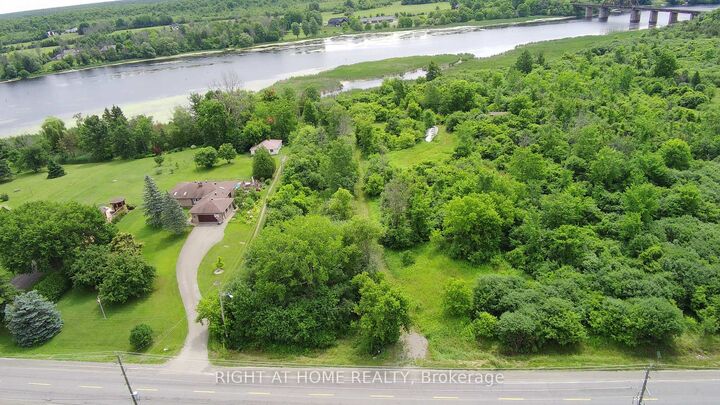 Property Photo:  00 Heritage Drive  ON K0G 1N0 