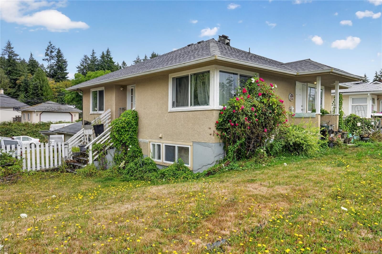Property Photo: 3948 Argyle St BC V9Y 1X3