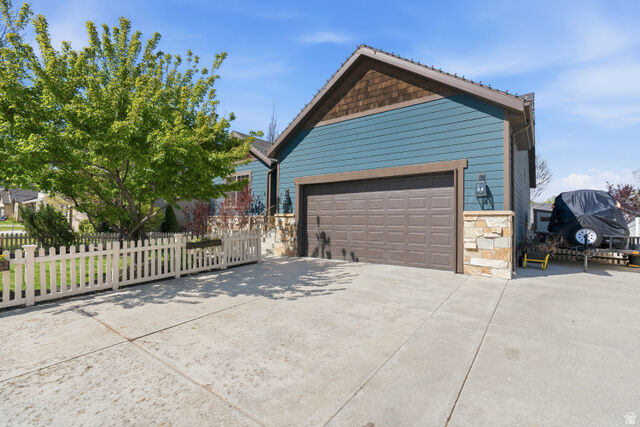 Property Photo:  2058 S 150 E  UT 84032 