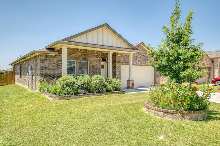 Property Photo:  239 High More Court  TX 76502 