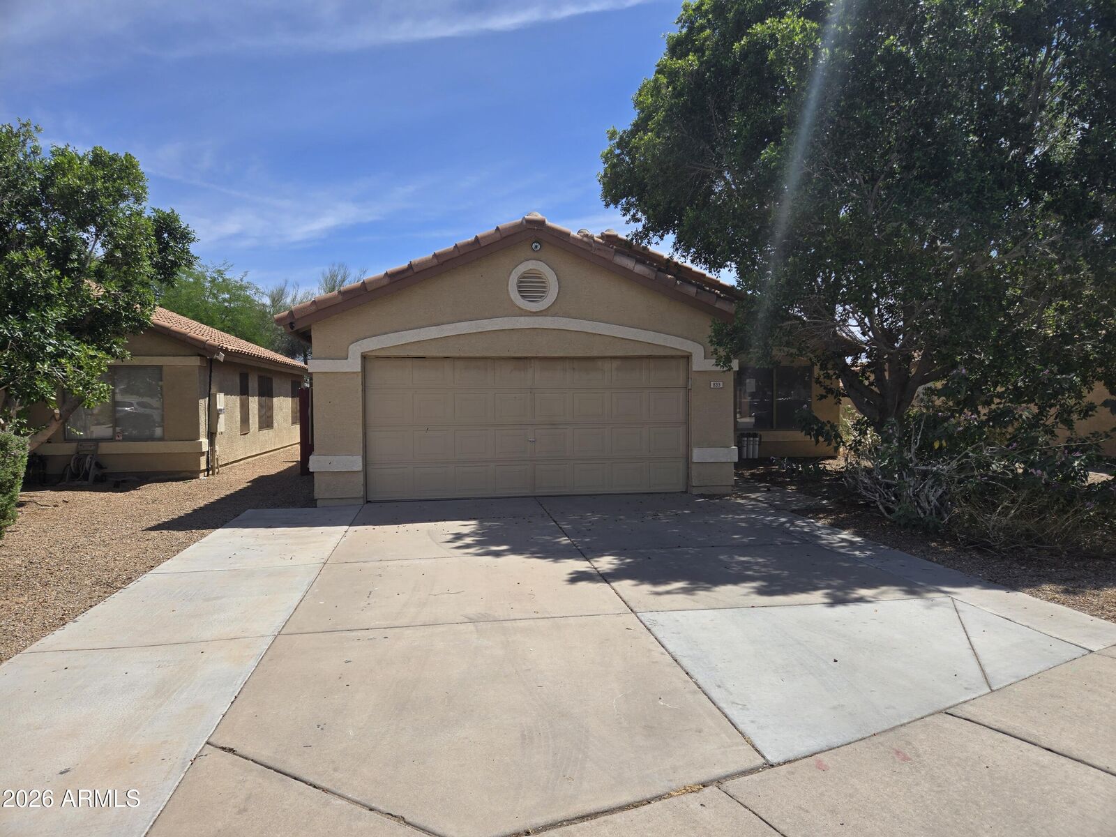 Property Photo: 833 E Pima Avenue AZ 85119