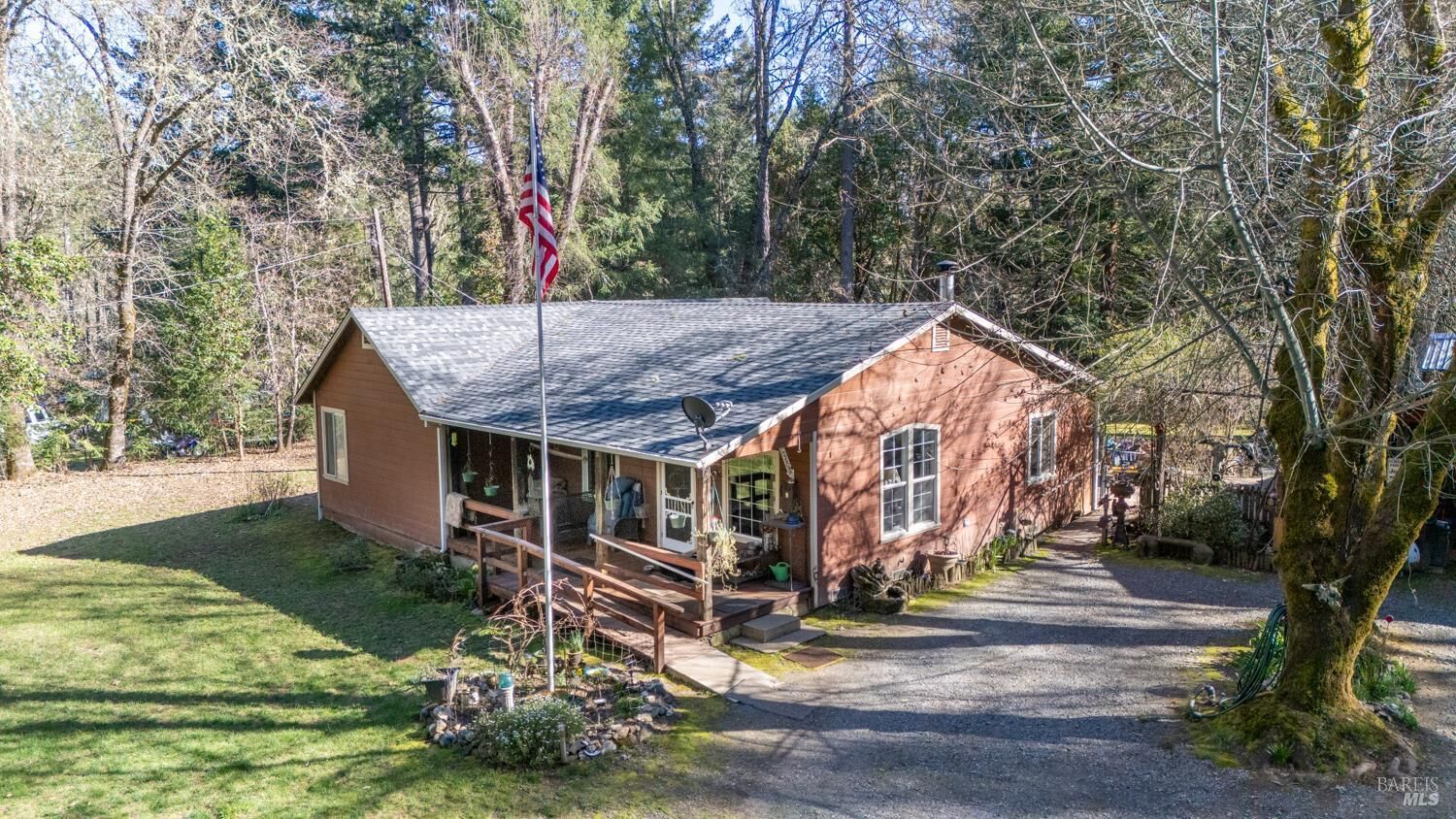 Property Photo:  801 Bauer Road  CA 95454 