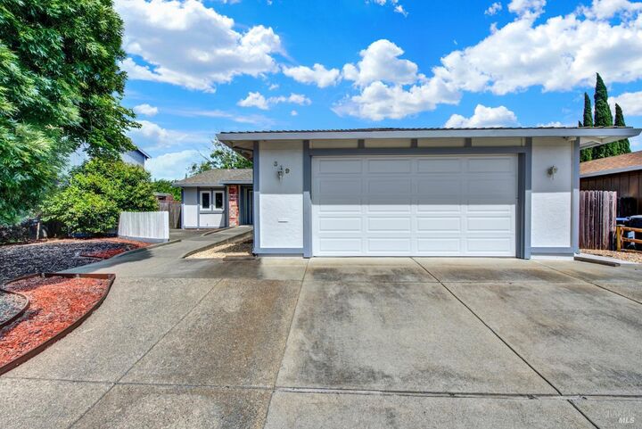 Property Photo:  619 Placer Lane  CA 94585 