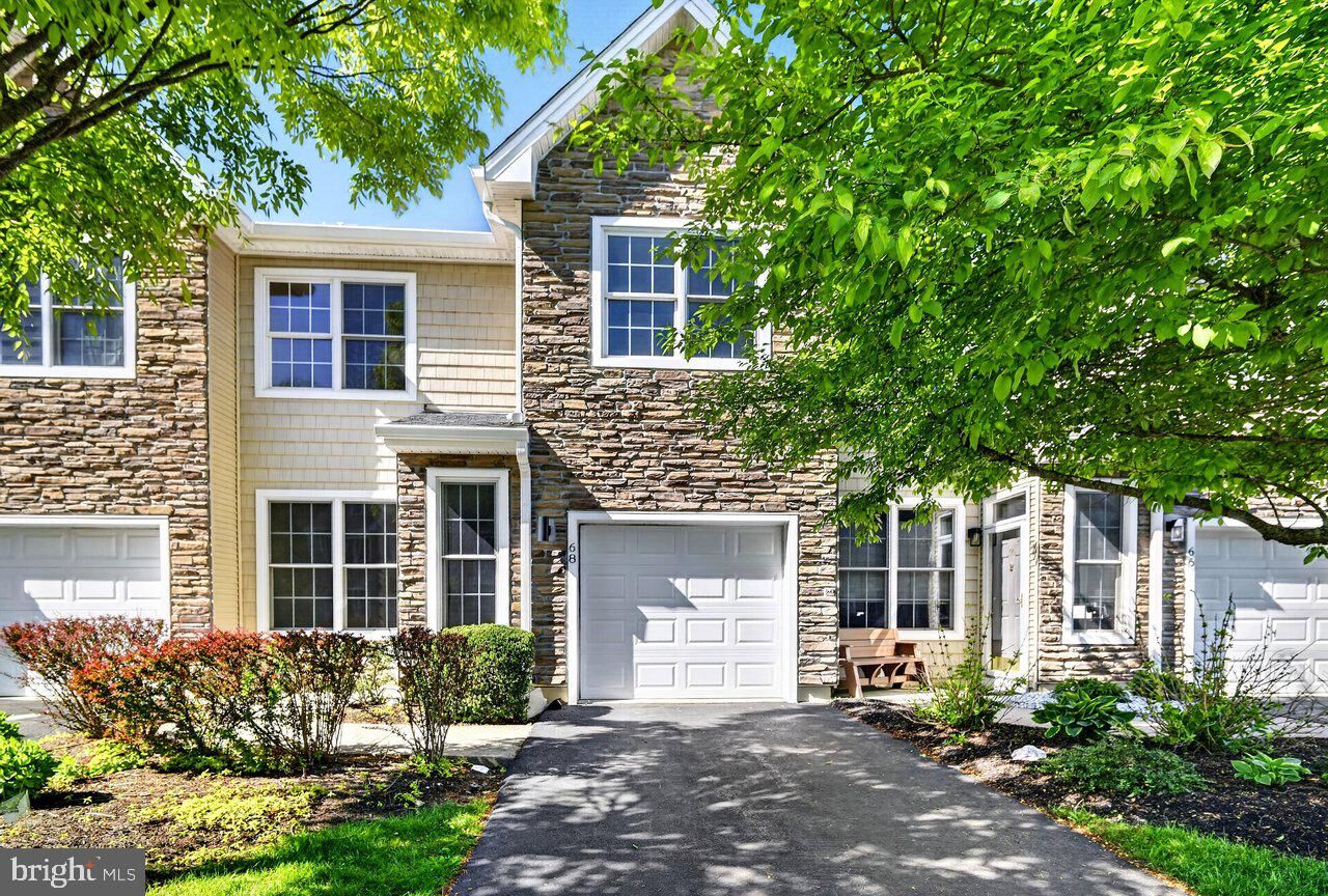 Property Photo:  68 Osprey Drive  NJ 08857 
