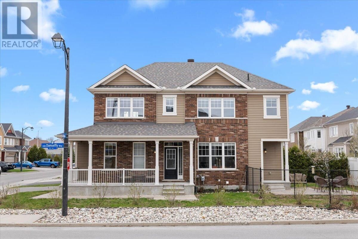 Property Photo: 213 Rue Des Soldats-Riendeau Street ON K2J 5Z4