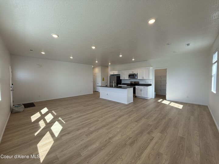 Property Photo:  5302 E Antares Ln  ID 83854 